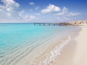 Cruise-Ibiza-Formentera-Playa-de-iletas